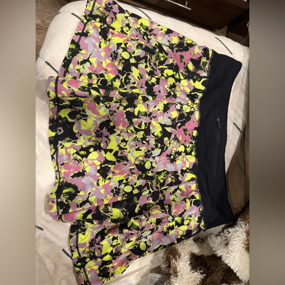 Lululemon athletic skirt 
Size 6